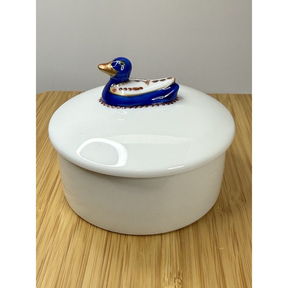 VTG  La Reine Limoges Porcelain Trinket‎ Box White Blue Duck Jewelry Box